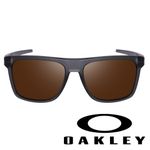 okley--1-.jpg