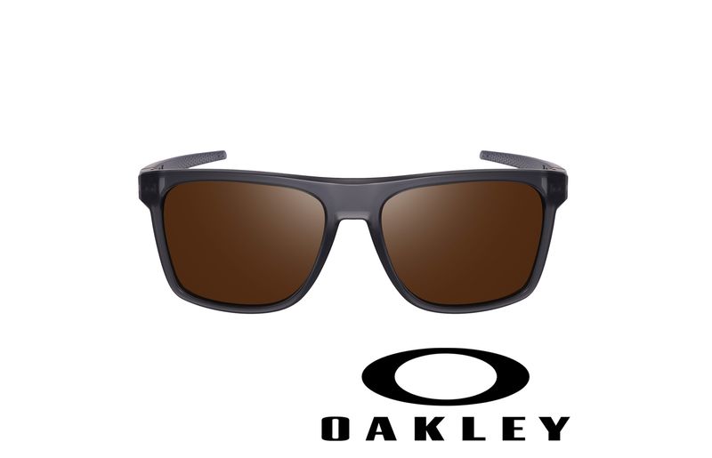 okley--1-.jpg